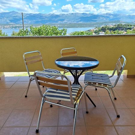 Apartments Mikecin Novigrad  Екстериор снимка