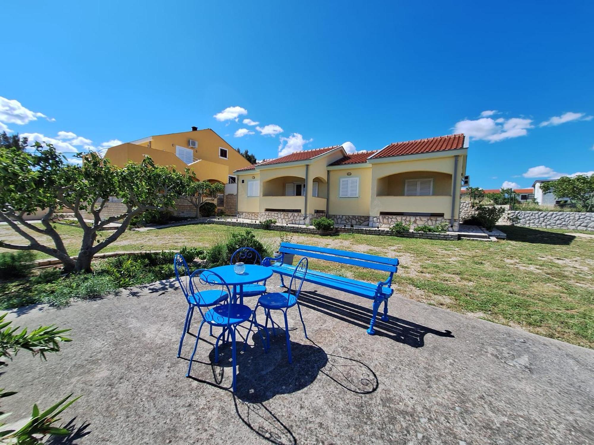 Apartments Mikecin Novigrad  Екстериор снимка